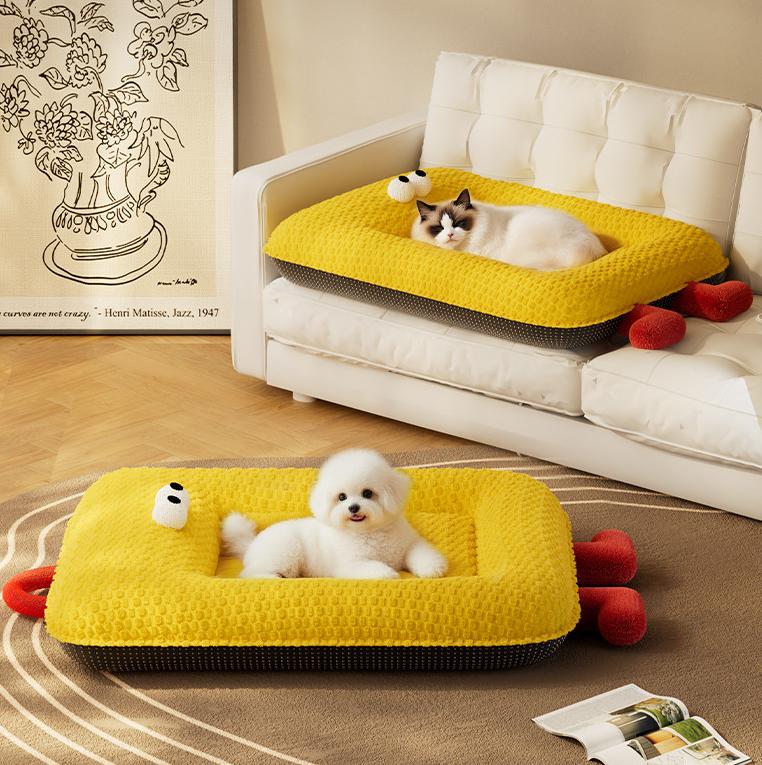Four Seasons Cat and dog beds; Thickened dog bed pads, warm cat pads and pet pads for autumn and winter