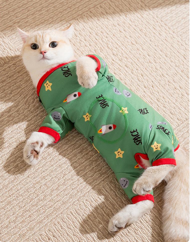 Cartoon space full-printed four-legged tummy jacket; Home clothes for cats and dogs Pet clothes for keeping warm and protecting the belly in autumn and winter