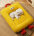 Four Seasons Cat and dog beds; Thickened dog bed pads, warm cat pads and pet pads for autumn and winter