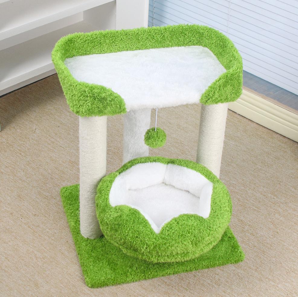 Green double-nest cat climbing frame; Sisal is resistant to scratching cats. It doesn't flake off and is easy to grip. Integrated pet supplies;