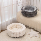 Cloud Three-dimensional Pet Round Bed: Thickened large dog mat for pet beds; Moisture-proof and warm dog bed A small round dog and cat bed