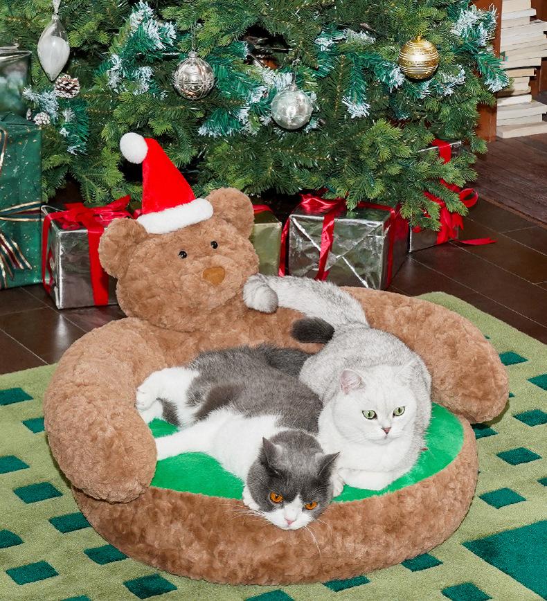 Christmas Bear pet sofa Dog beds and cat beds are suitable for all four seasons. Open pet bed Small dog kennel