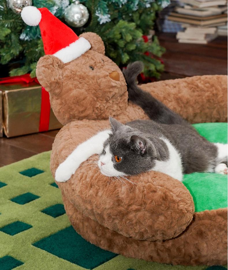 Christmas Bear pet sofa Dog beds and cat beds are suitable for all four seasons. Open pet bed Small dog kennel