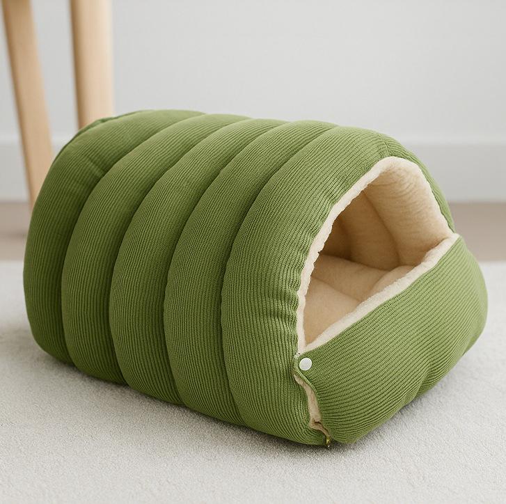 Pull a down to seal the plush nest; Thickened and warm cat bed for pets throughout the four seasons; Closed type, detachable and washable for dual use; Small and medium-sized dog and cat mattresses