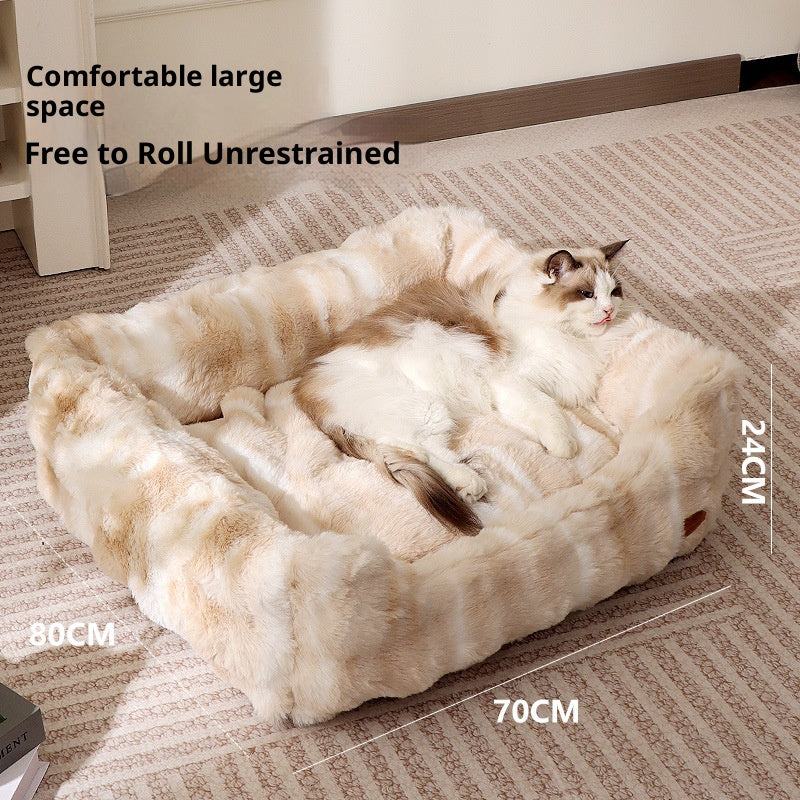 Cat bed rabbit hair bubble fleece; Soft and comfortable sleeping pad cat and dog bed; In winter, the cat bed can be disassembled and washed for warmth. Suitable for small cats and dogs
