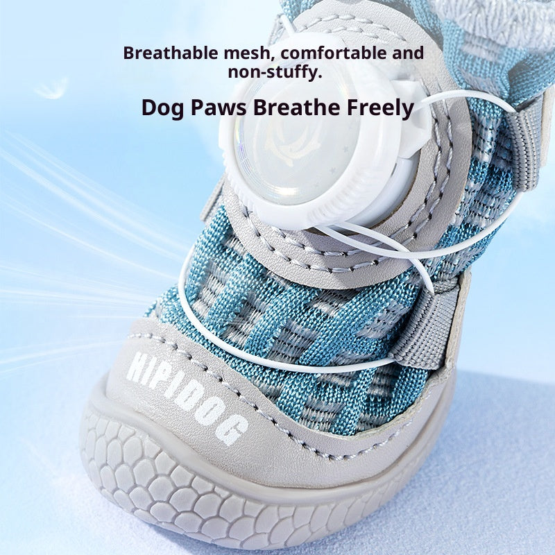 One-click knob to shrink dog shoes; Four dog shoe covers that are dirt-resistant and durable for going out all year round