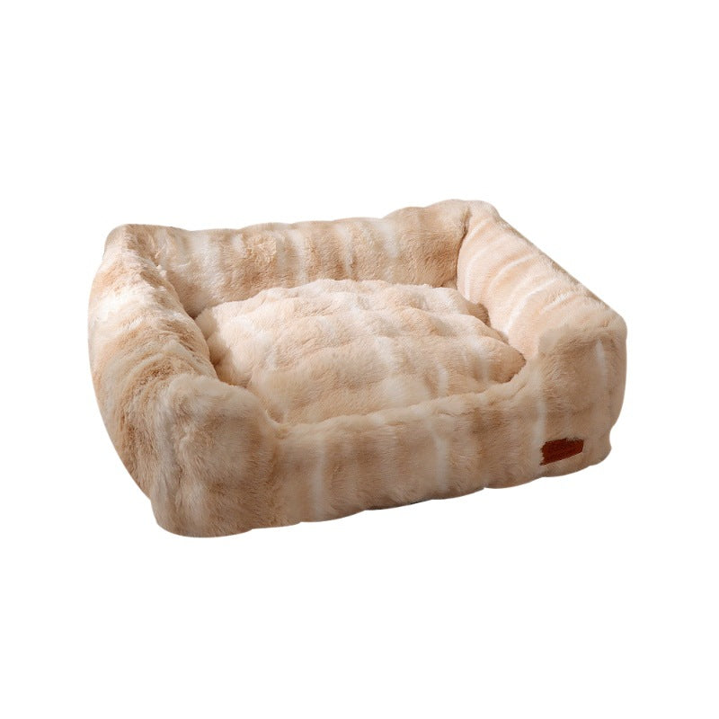 Cat bed rabbit hair bubble fleece; Soft and comfortable sleeping pad cat and dog bed; In winter, the cat bed can be disassembled and washed for warmth. Suitable for small cats and dogs