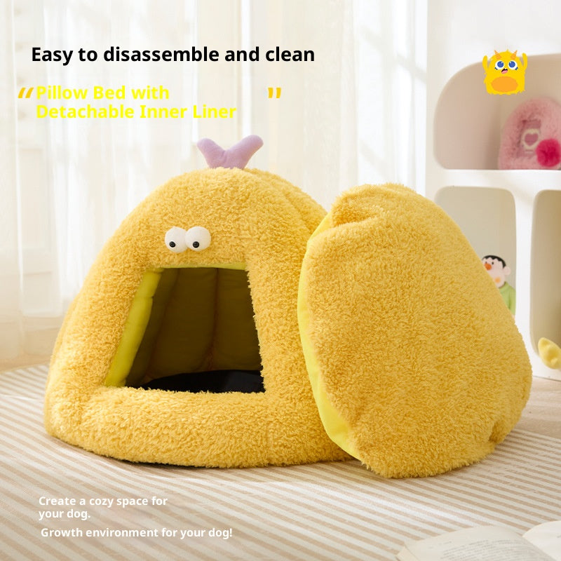 A plush pet bed in the shape of a little monster; Suitable for all seasons; Semi-enclosed dog and cat bed MATS; Pet supplies