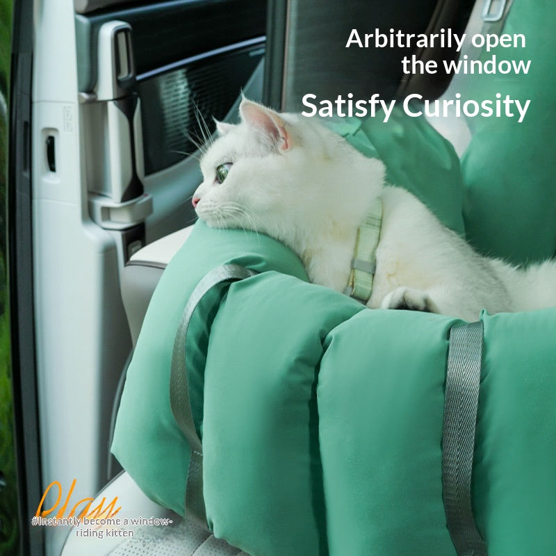 Dual-purpose car cat bed: It can be used both in a car and by hand. Portable cat bed for going out; Four-season universal closed cat bed; Windproof and warm