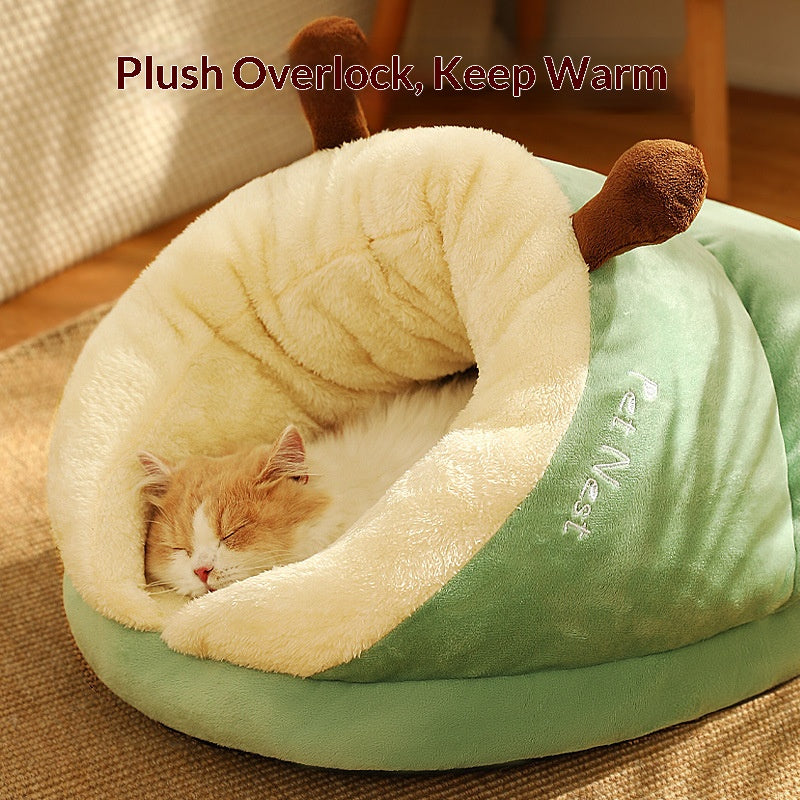 Slip-shaped pet bed: All-season compatible slip-shaped cat bed; Semi-enclosed cat house bedding for autumn and winter; Pet nest