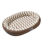 Plush cat and dog beds are surrounded on all four sides. Detachable and washable; Warm pet bed; Pet mat