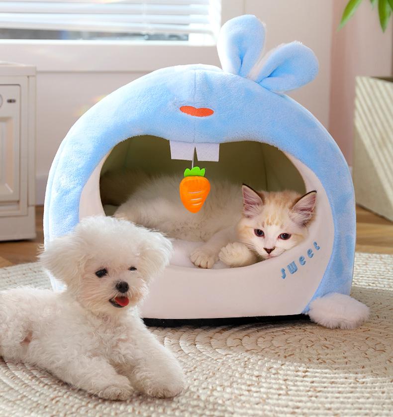 Semi-enclosed cat beds for winter warmth; Thicken the security nest; Cat House The puppy sleeps in a pet bed. Cat tent