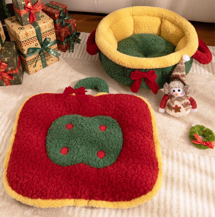 Christmas MATS for pet cats and dogs The pet mat is thickened for warmth. Dog bed, cat bed, Christmas pet bed