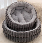 Cloud Three-dimensional Pet Round Bed: Thickened large dog mat for pet beds; Moisture-proof and warm dog bed A small round dog and cat bed