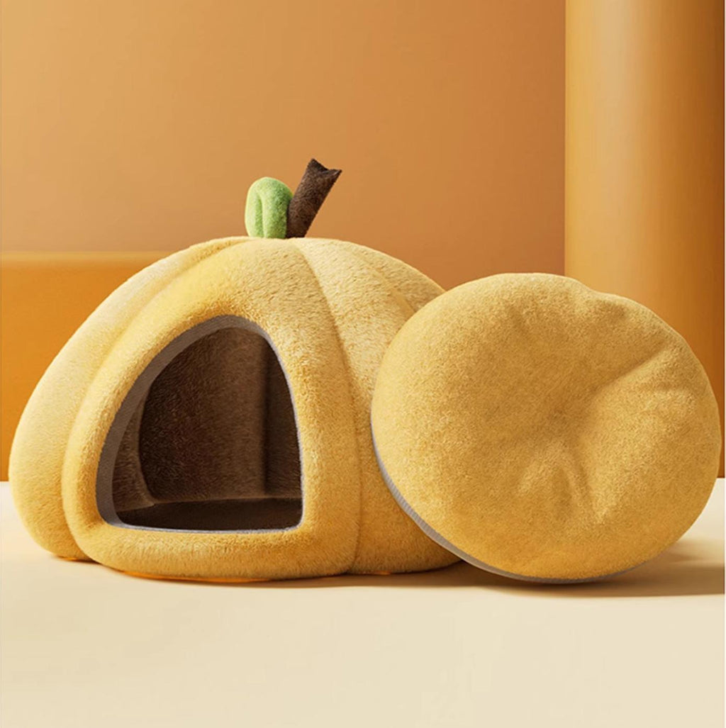 Pumpkin-shaped warm cat bed, winter warm dog bed, pet cat bed; Pet supplies for fully enclosed cat beds