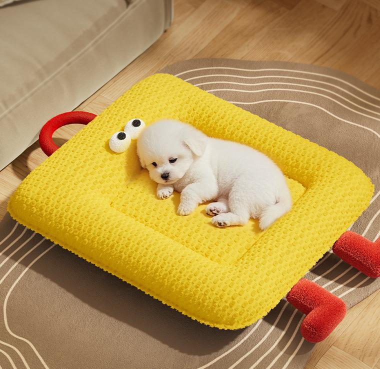 Four Seasons Cat and dog beds; Thickened dog bed pads, warm cat pads and pet pads for autumn and winter