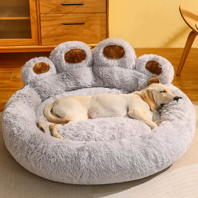 Bear palm-shaped pet bed; A warm dog bed for medium and large-sized dogs in winter. Fleece sofa sleeping pad All-season pet supplies