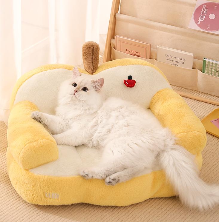 Apple-shaped sofa bed; Winter warm kitten bed; Winter cat sleeping bed; All-season sofa for pets