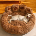 Bear palm-shaped pet bed; A warm dog bed for medium and large-sized dogs in winter. Fleece sofa sleeping pad All-season pet supplies
