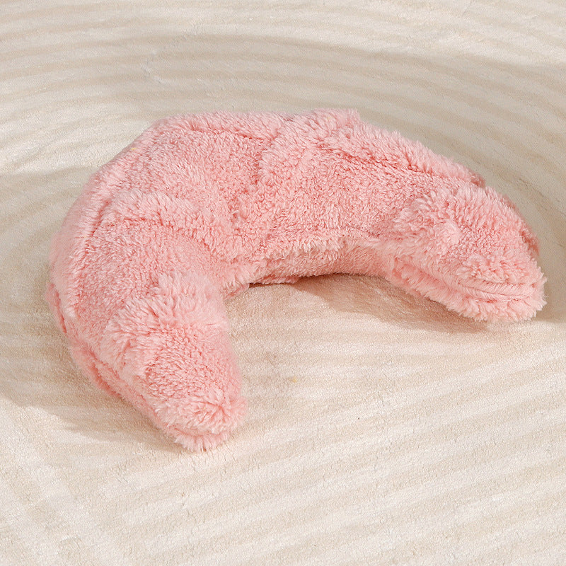 Crescent-shaped cat pillow Warm, comfortable, soft and does not shed. It is fully filled and not prone to deformation. Available all year round; Suitable for both cats and dogs
